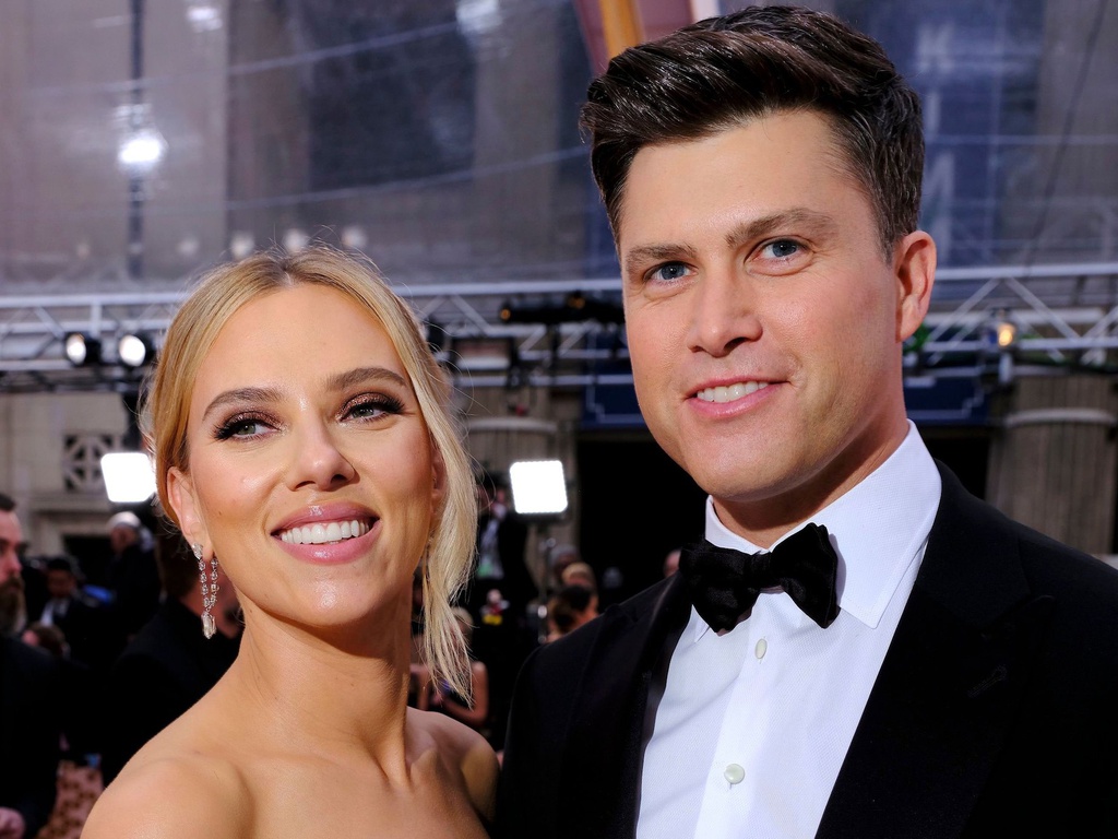 Scarlett Johansson chào đón con đầu lòng với Colin Jost