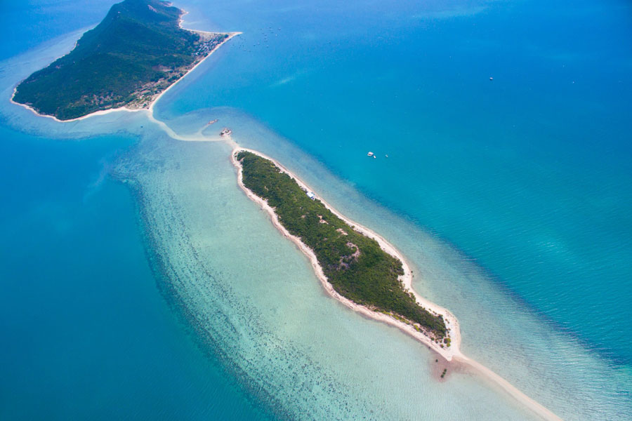 Đảo Điệp Sơn - Đảo nổi tiếng với vẻ đẹp hoang sơ, kỳ bí