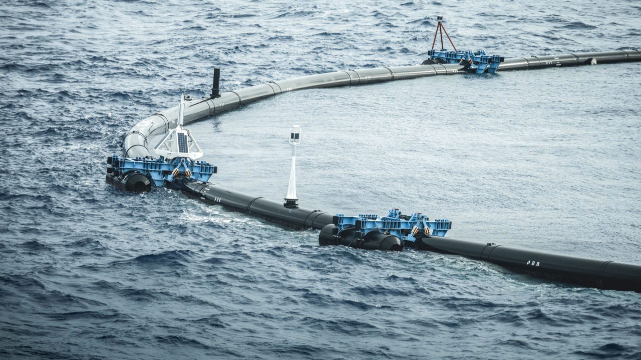 Lưới chắn rác khổng lồ có thể thu gom rác ở Thái Bình Dương